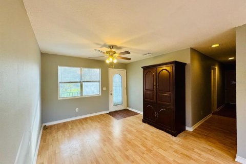 Villa ou maison à louer à Hudson, Floride: 3 chambres, 91.42 m2 № 2117248 - photo 2