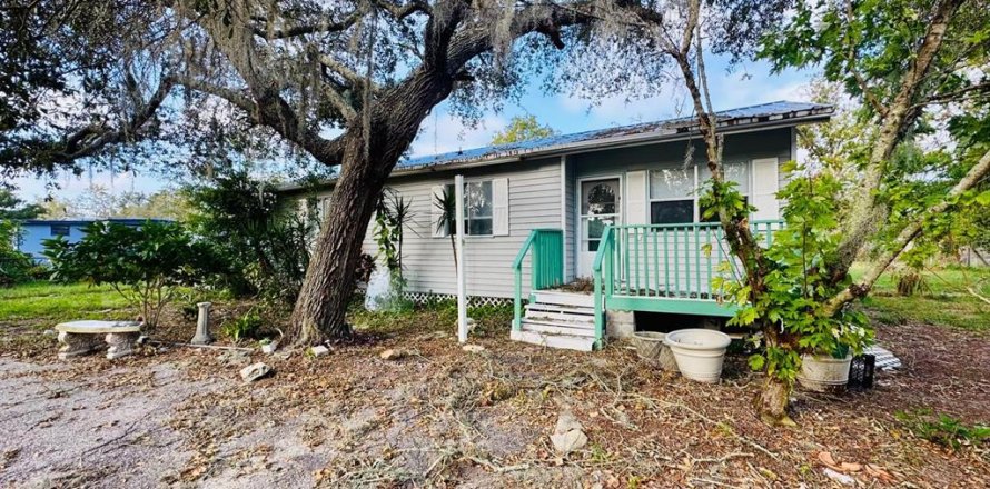 Villa ou maison à Hudson, Floride 3 chambres, 91.42 m2 № 2117248
