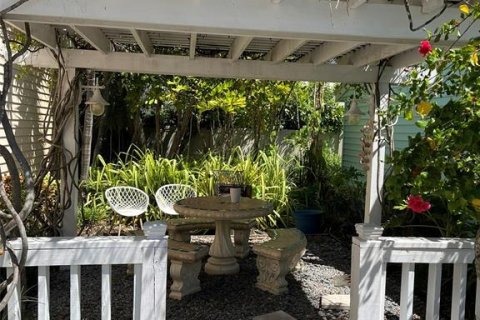 Condo in Bradenton Beach, Florida, 1 bedroom  № 1347271 - photo 19