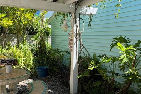 Condo in Bradenton Beach, Florida, 1 bedroom  № 1347271 - photo 20