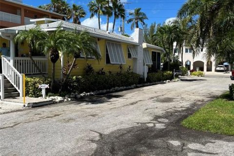 Condo in Bradenton Beach, Florida, 1 bedroom  № 1347271 - photo 23