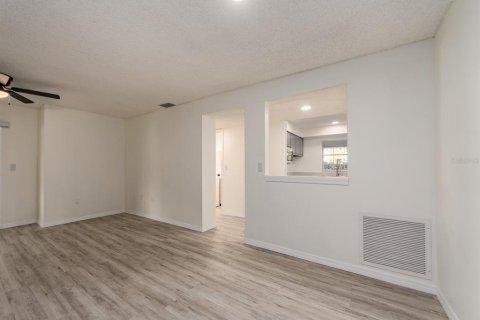 Condo in Clearwater, Florida, 1 bedroom № 2221726 - photo 13