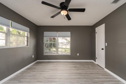 Condo in Clearwater, Florida, 1 bedroom № 2221726 - photo 23