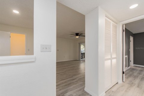 Condo in Clearwater, Florida, 1 bedroom № 2221726 - photo 17