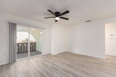 Condo in Clearwater, Florida, 1 bedroom № 2221726 - photo 9