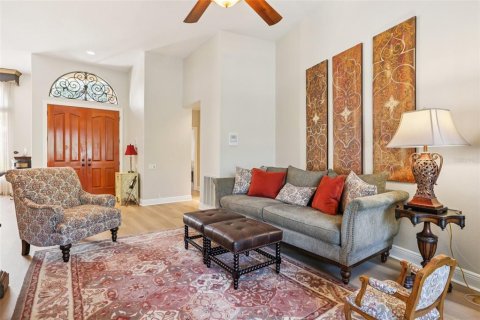 Casa en venta en Tampa, Florida, 6 dormitorios, 410.72 m2 № 1884903 - foto 5