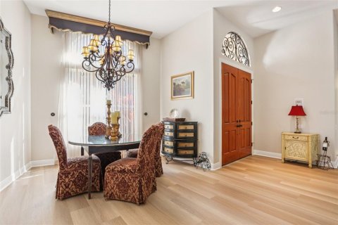 Casa en venta en Tampa, Florida, 6 dormitorios, 410.72 m2 № 1884903 - foto 4