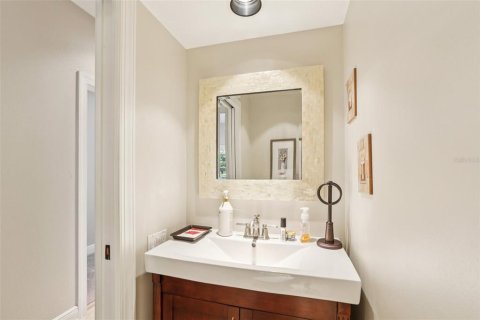 Casa en venta en Tampa, Florida, 6 dormitorios, 410.72 m2 № 1884903 - foto 25