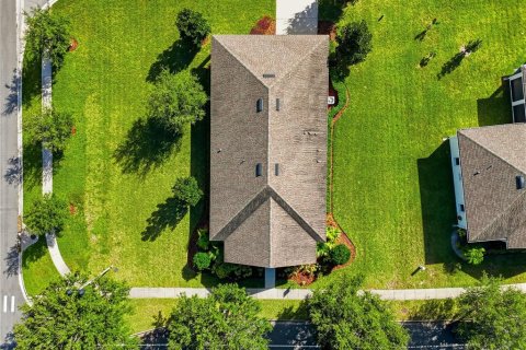 Villa ou maison à vendre à Kissimmee, Floride: 4 chambres, 213.77 m2 № 2147840 - photo 4