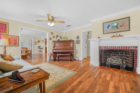 House in Polk City, Florida 6 bedrooms, 350.61 sq.m. № 2105089 - photo 7