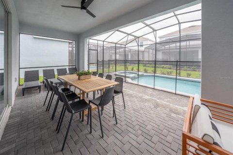 House in Davenport, Florida 8 bedrooms, 373.93 sq.m. № 1300831 - photo 28