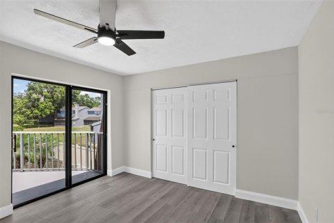 Townhouse in Orlando, Florida 2 bedrooms, 118.17 sq.m. № 2222816 - photo 14