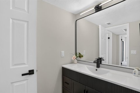 Townhouse in Orlando, Florida 2 bedrooms, 118.17 sq.m. № 2222816 - photo 17