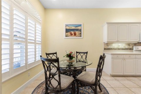 House in Ormond Beach, Florida 3 bedrooms, 156.45 sq.m. № 1876146 - photo 14