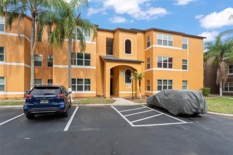 Condominio en venta en Orlando, Florida, 1 dormitorio, 68.28 m2 № 2195465 - foto 2
