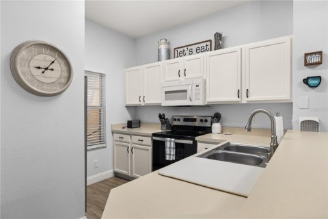 Купить таунхаус в Киссимми, Флорида 11 комнат, 119.94м2, № 2102762 - фото 5