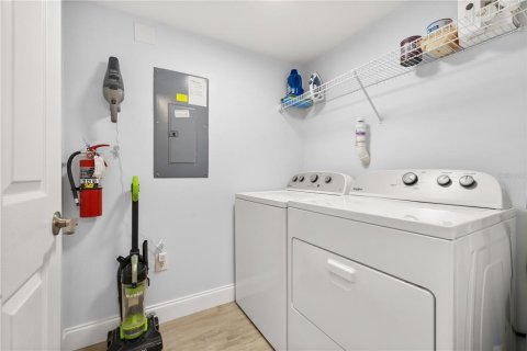 Купить таунхаус в Киссимми, Флорида 11 комнат, 119.94м2, № 2102762 - фото 18