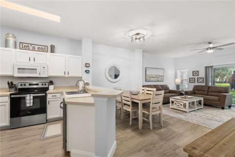 Купить таунхаус в Киссимми, Флорида 11 комнат, 119.94м2, № 2102762 - фото 2