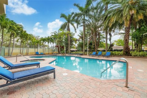 Copropriété à louer à Miami, Floride: 1 chambre, 57.88 m2 № 2066526 - photo 3