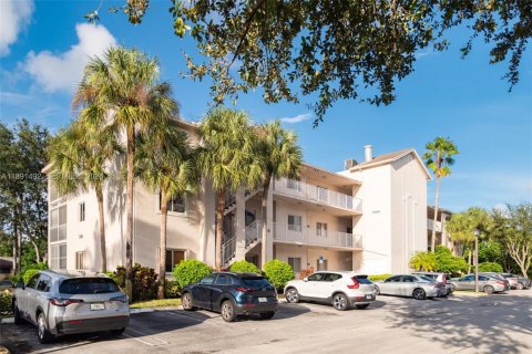 Condo in Boynton Beach, Florida, 2 bedrooms  № 2053076 - photo 3