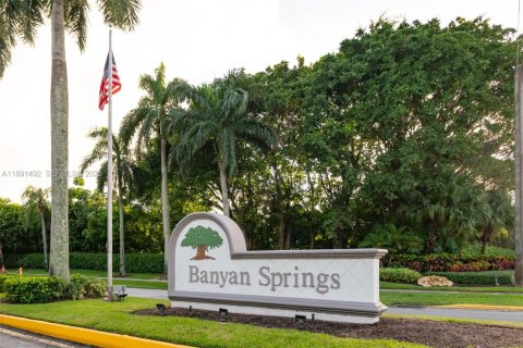 Condo in Boynton Beach, Florida, 2 bedrooms  № 2053076 - photo 2