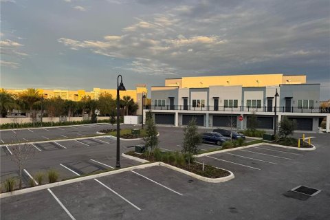 Immobilier commercial à louer à Oviedo, Floride: 307.04 m2 № 2098565 - photo 10