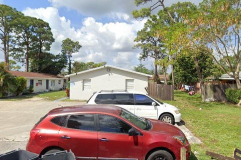 Immobilier commercial à West Palm Beach, Floride 182.09 m2 № 2146209