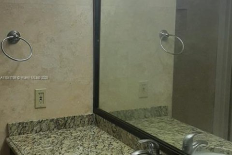 Condo in Davie, Florida, 1 bedroom  № 1833815 - photo 2