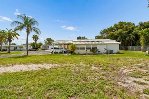 Land in Pinellas Park, Florida № 2238763