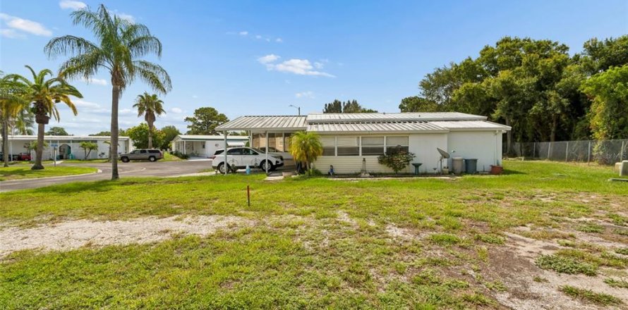 Land in Pinellas Park, Florida № 2238763