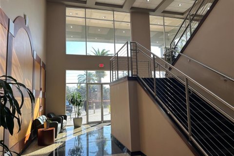 Propiedad comercial en alquiler en Orlando, Florida, 129.32 m2 № 1649463 - foto 4