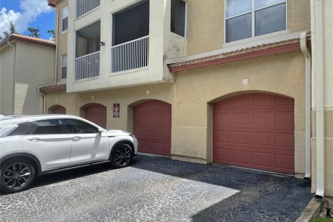 Condo in Altamonte Springs, Florida, 3 bedrooms  № 1815641 - photo 18