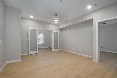 Condo in Altamonte Springs, Florida, 3 bedrooms  № 1815641 - photo 8