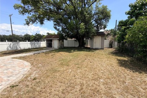 Villa ou maison à louer à Tampa, Floride: 3 chambres, 133.97 m2 № 2151247 - photo 24