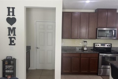 Casa en venta en Kissimmee, Florida, 4 dormitorios, 174.93 m2 № 1835539 - foto 12