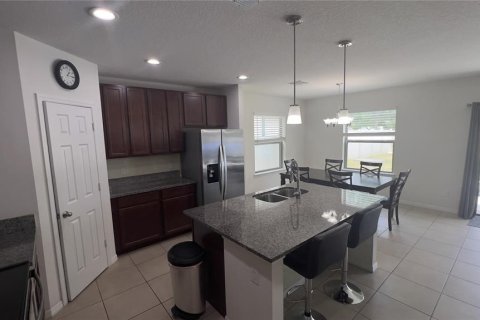 Casa en venta en Kissimmee, Florida, 4 dormitorios, 174.93 m2 № 1835539 - foto 9