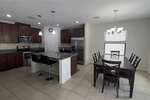 Casa en venta en Kissimmee, Florida, 4 dormitorios, 174.93 m2 № 1835539 - foto 7