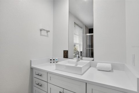 Adosado en venta en Kissimmee, Florida, 4 dormitorios, 169.36 m2 № 1901927 - foto 27