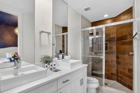 Adosado en venta en Kissimmee, Florida, 4 dormitorios, 169.36 m2 № 1901927 - foto 13