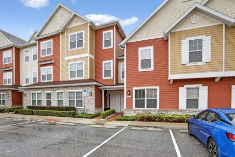 Adosado en venta en Kissimmee, Florida, 4 dormitorios, 169.36 m2 № 1901927 - foto 2