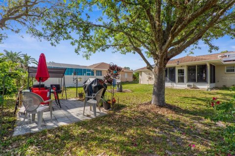 Villa ou maison à vendre à North Port, Floride: 3 chambres, 105.44 m2 № 1616795 - photo 24