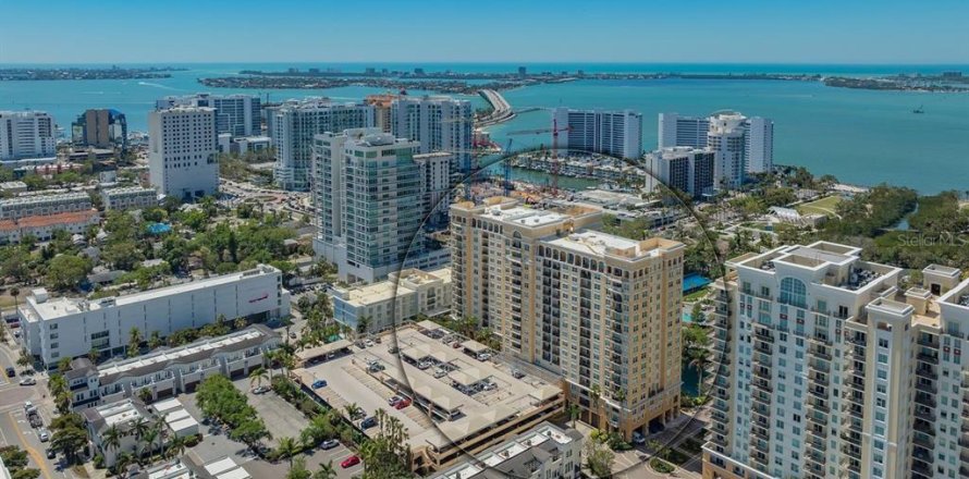 Condo in Sarasota, Florida, 1 bedroom  № 2202688