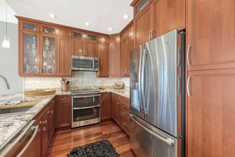 Condo in Sarasota, Florida, 1 bedroom  № 2202688 - photo 9