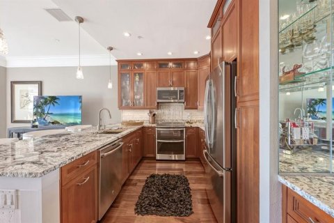 Condo in Sarasota, Florida, 1 bedroom  № 2202688 - photo 10