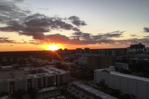 Condo in Sarasota, Florida, 1 bedroom  № 2202688 - photo 20