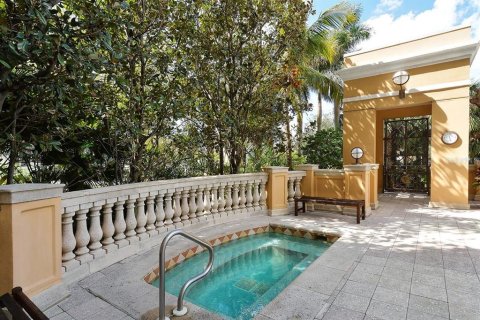 Condo in Sarasota, Florida, 1 bedroom  № 2202688 - photo 24