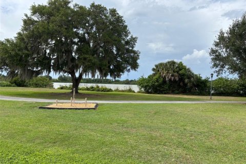 Land in Winter Haven, Florida № 2103352 - photo 11