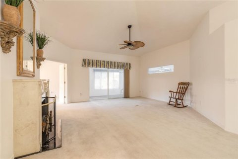 House in New Smyrna Beach, Florida 3 bedrooms, 222.32 sq.m. № 1567581 - photo 10