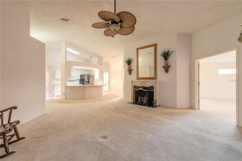 House in New Smyrna Beach, Florida 3 bedrooms, 222.32 sq.m. № 1567581 - photo 12