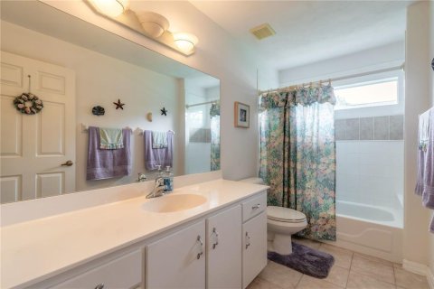 House in New Smyrna Beach, Florida 3 bedrooms, 222.32 sq.m. № 1567581 - photo 22